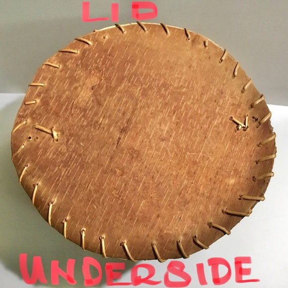 Vintage Authentic Signed Chipewyan Indian Birch Bark Basket - Picture 7 of 12